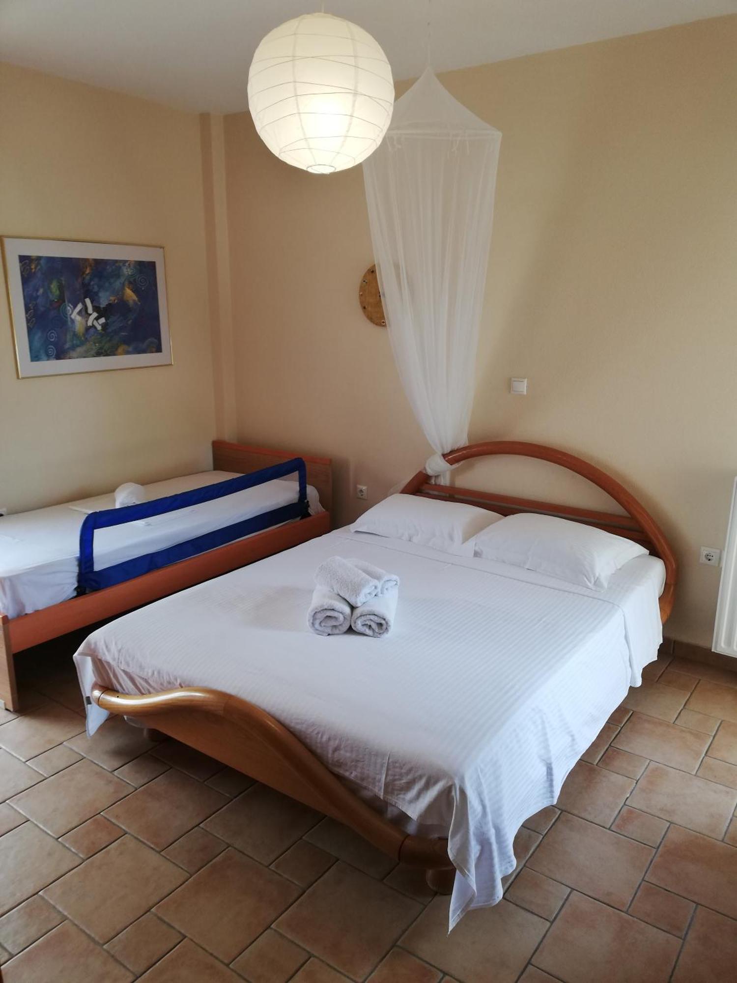 Marathon Beachside Villa 100M From The Beach Schinias Exterior foto