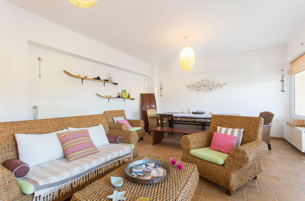 Marathon Beachside Villa 100M From The Beach Schinias Exterior foto