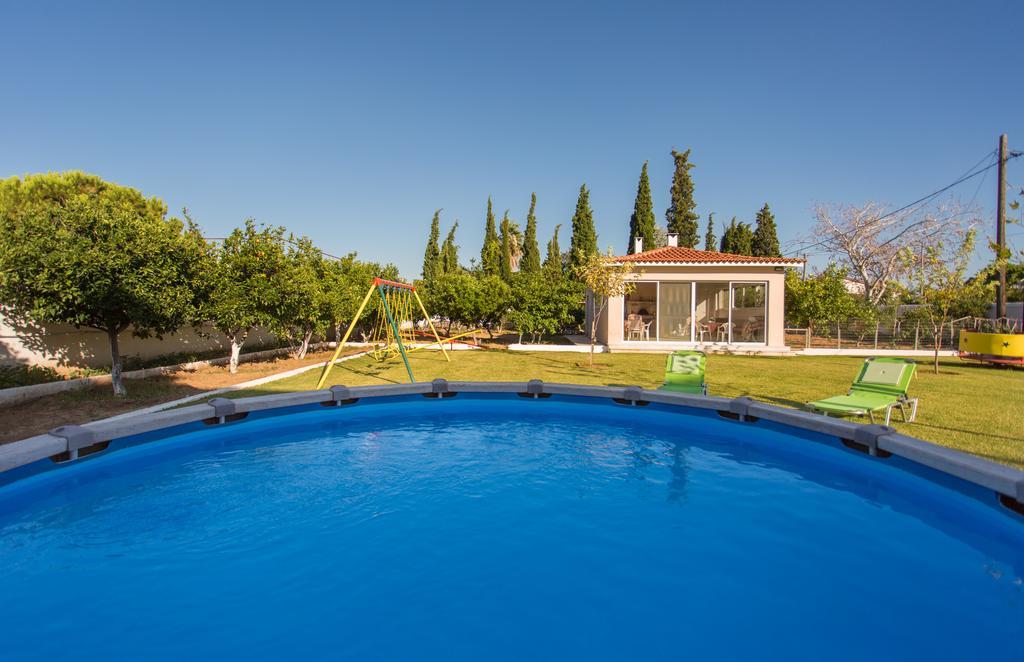 Marathon Beachside Villa 100M From The Beach Schinias Exterior foto