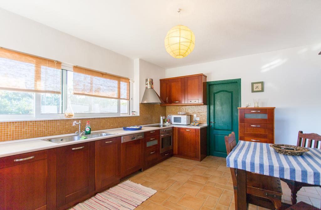 Marathon Beachside Villa 100M From The Beach Schinias Exterior foto