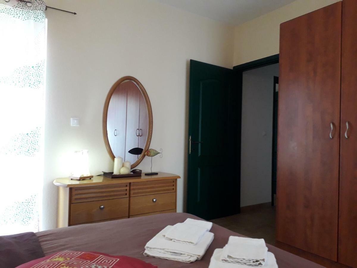 Marathon Beachside Villa 100M From The Beach Schinias Exterior foto